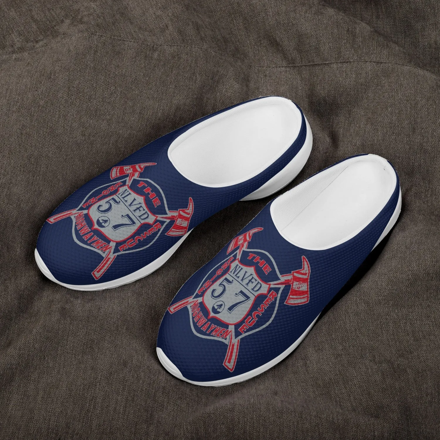 57 Logo Mesh Non-Woven Slippers