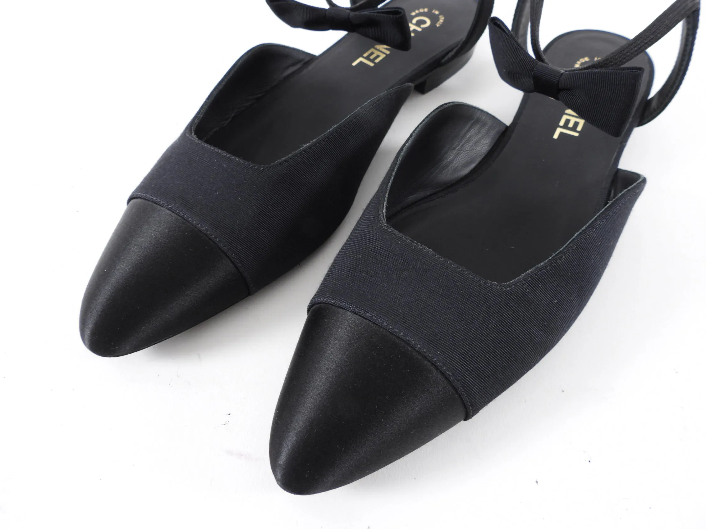 Chanel Fabric and Satin Cap  Toe Bow Flats - 40